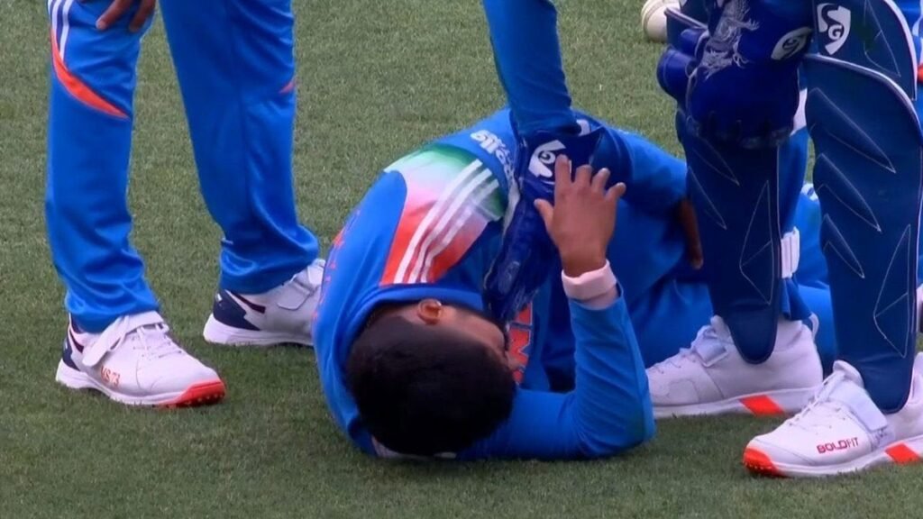 Shreyas Iyer diving catch injury